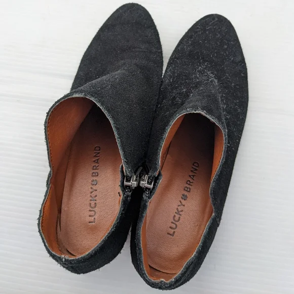 LUCKY BRAND Fenley black suede ankle booties - Picture 3 of 11